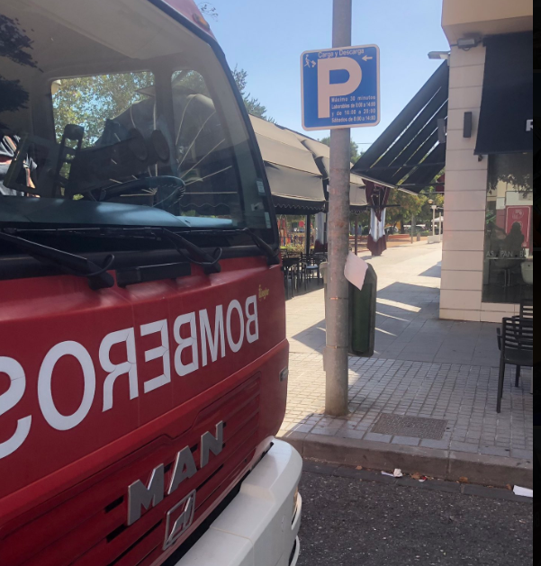 Rescatado un hombre herido tras caer por un barranco en el arroyo del Bejarano Rescatado un hombre herido tras caer por un barranco en el arroyo del Bejarano