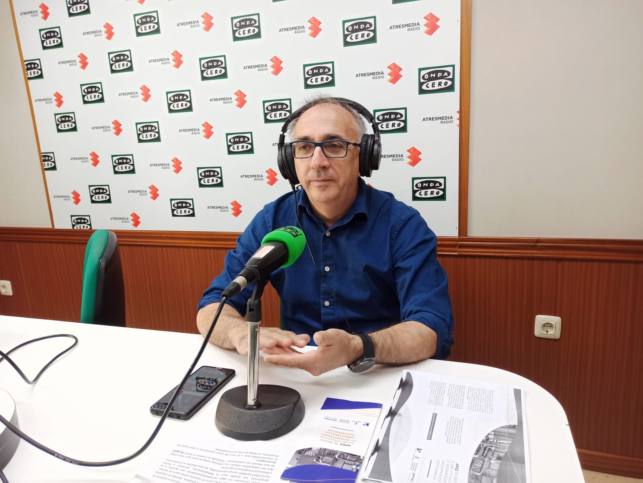 Apes presenta un proyecto sobre Ecosistemas Industriales Apes presenta un proyecto sobre Ecosistemas Industriales