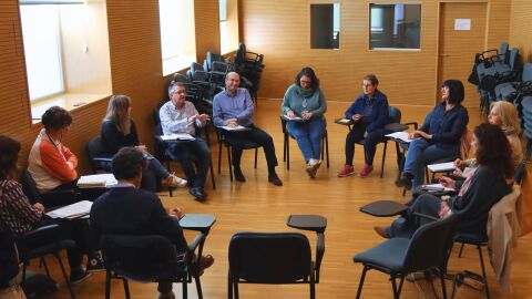 El Ayuntamiento de Vila-real reunido con las entidades sociales. 