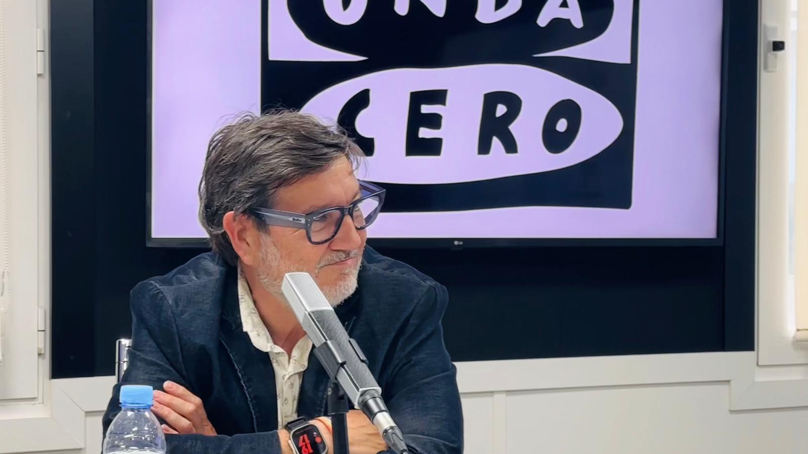 L'alcalde del Prat avisa que la proposta del govern sobre l'aeroport és "només una declaració d'intencions" L'alcalde del Prat avisa que la proposta del govern sobre l'aeroport és "només una declaració d'intencions"