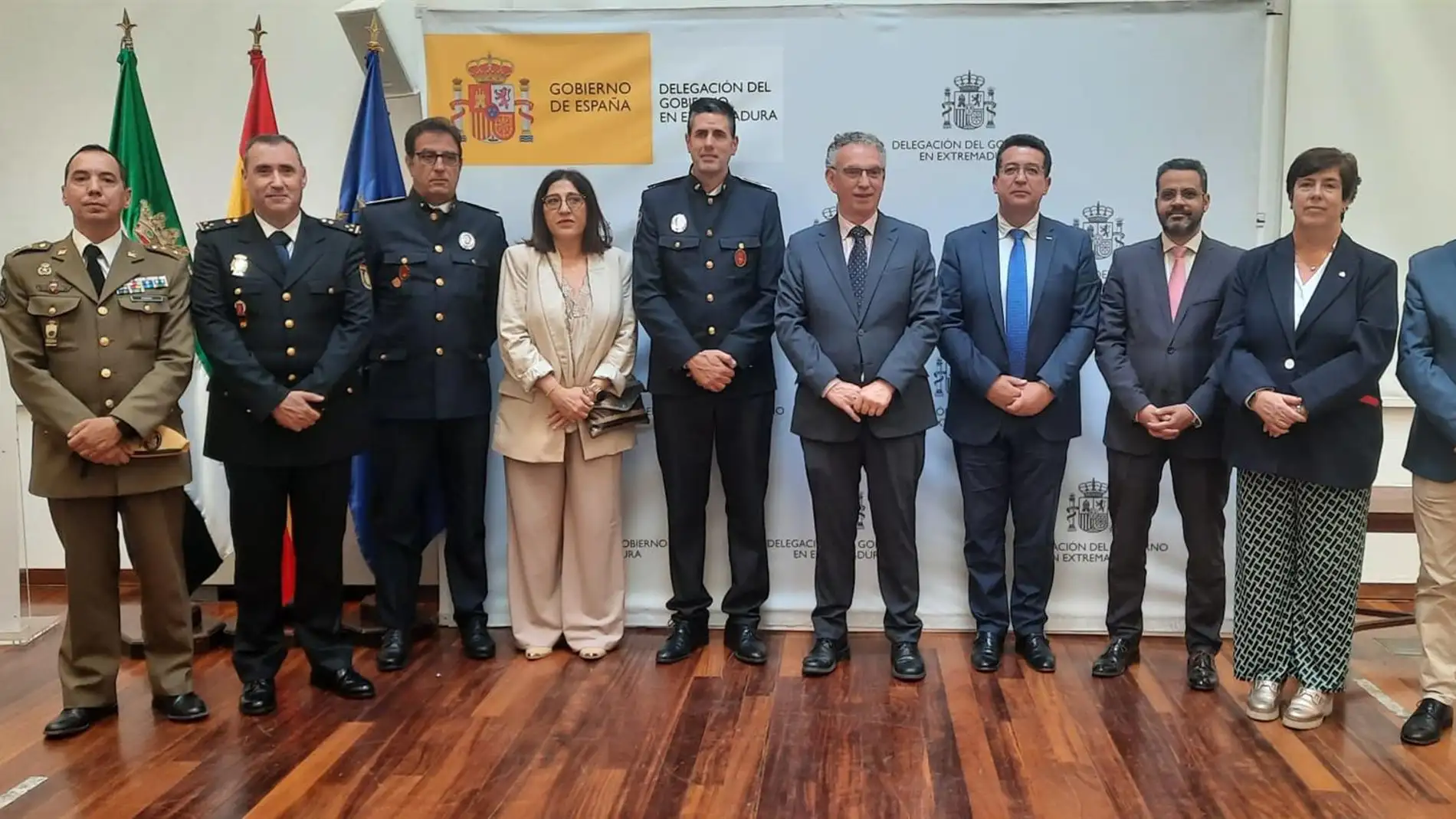 Policías locales, nacionales y el Batallón de emergencia de la UME reconocidos con las medallas al mérito de Protección Civil