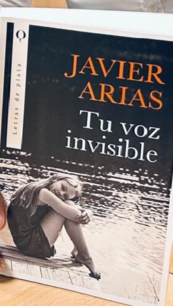 "Tu voz invisible" de Javier Arias Artacho "Tu voz invisible" de Javier Arias Artacho