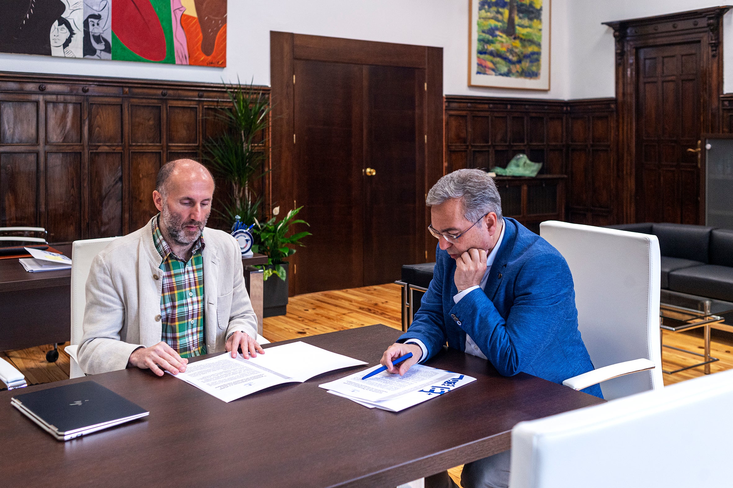 Luis Menor e Jácome inician os contactos para a implantación do transporte metropolitano Luis Menor e Jácome inician os contactos para a implantación do transporte metropolitano