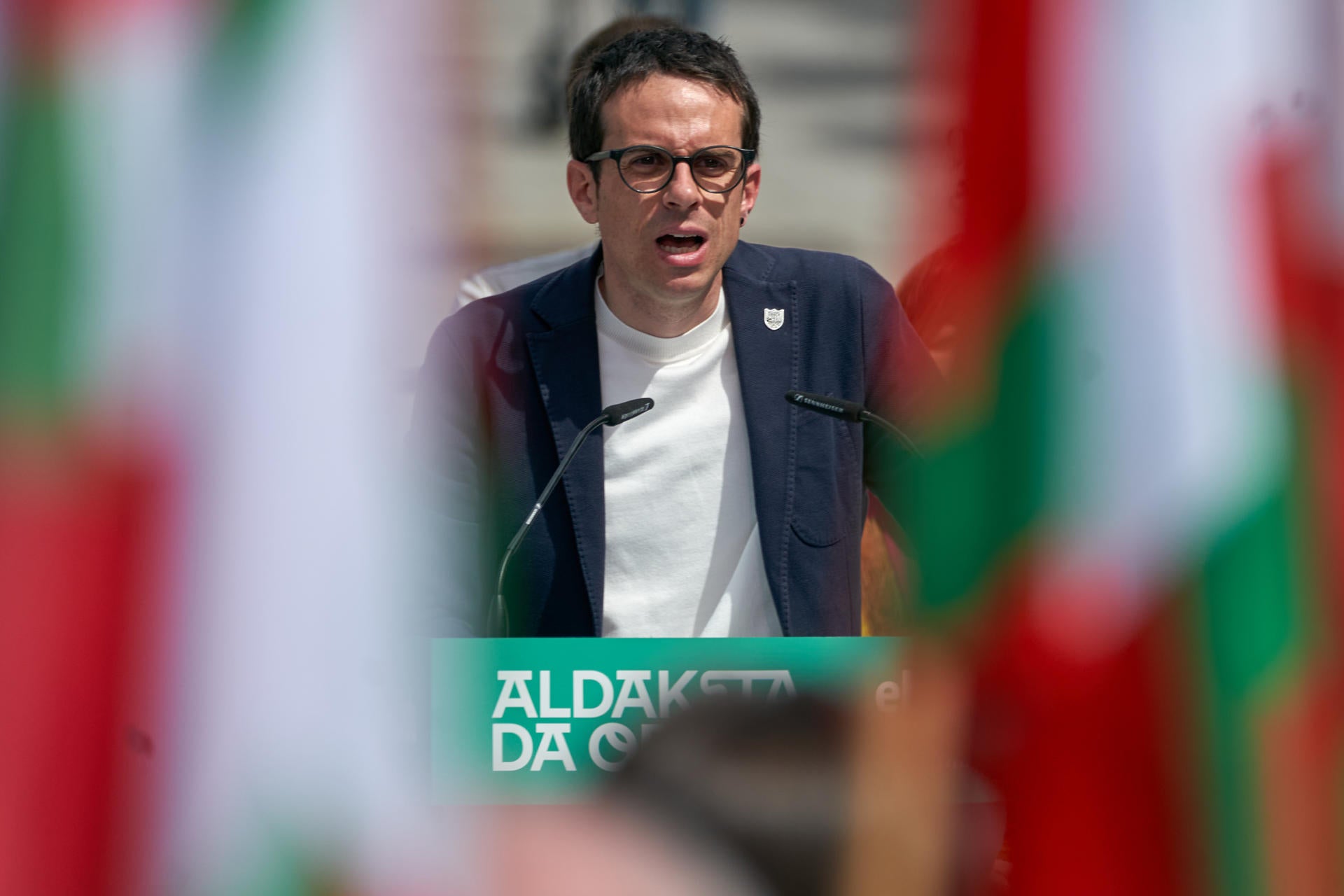 VOTA: ¿Le resulta creíble que el Gobierno critique a Bildu en campaña electoral? VOTA: ¿Le resulta creíble que el Gobierno critique a Bildu en campaña electoral?