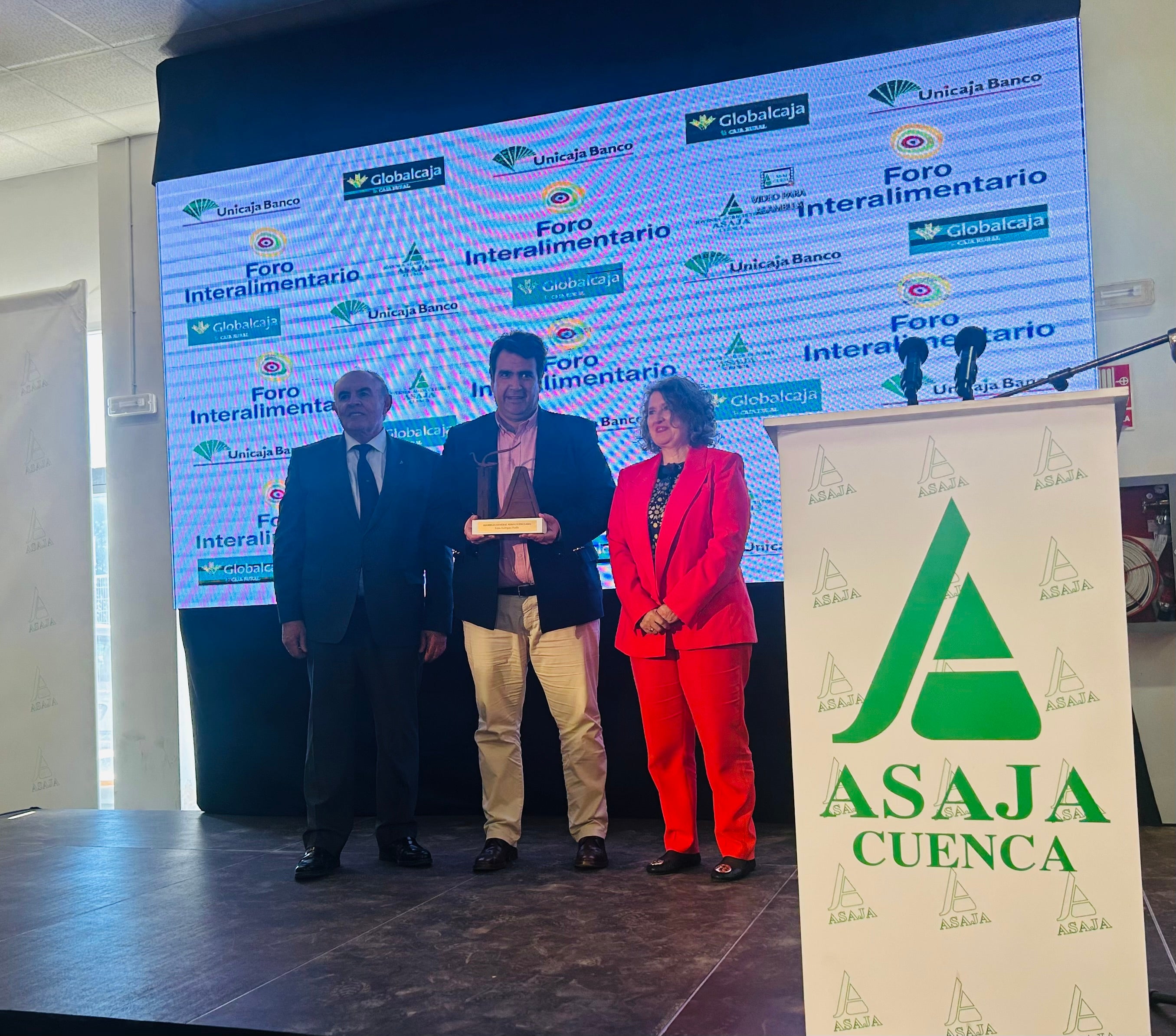 El programa Onda Agraria, de Onda Cero, reconocido por Asaja de Cuenca El programa Onda Agraria, de Onda Cero, reconocido por Asaja de Cuenca