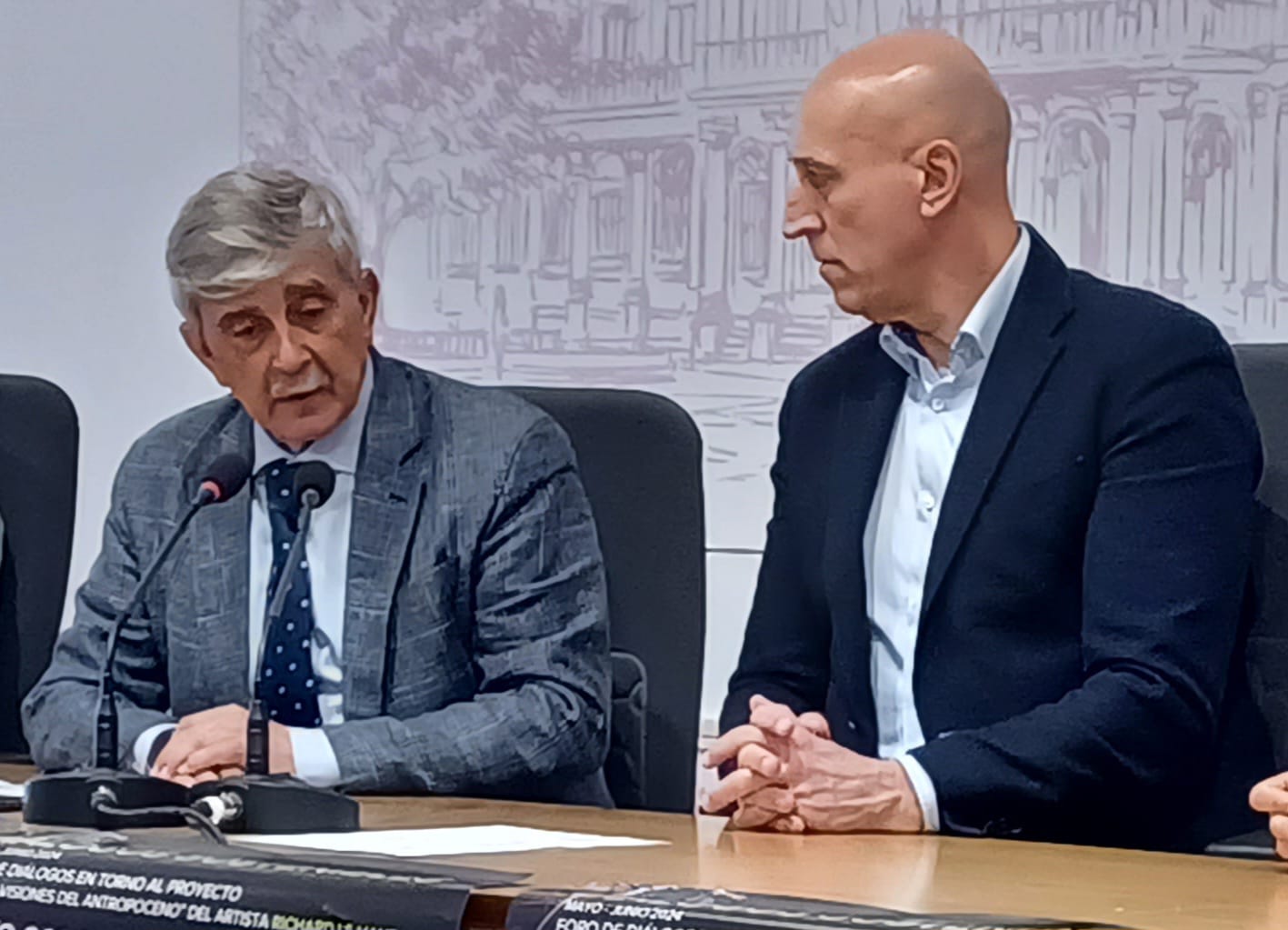 El rector fecha para 2025 la llegada del grado de Medicina para León El rector fecha para 2025 la llegada del grado de Medicina para León