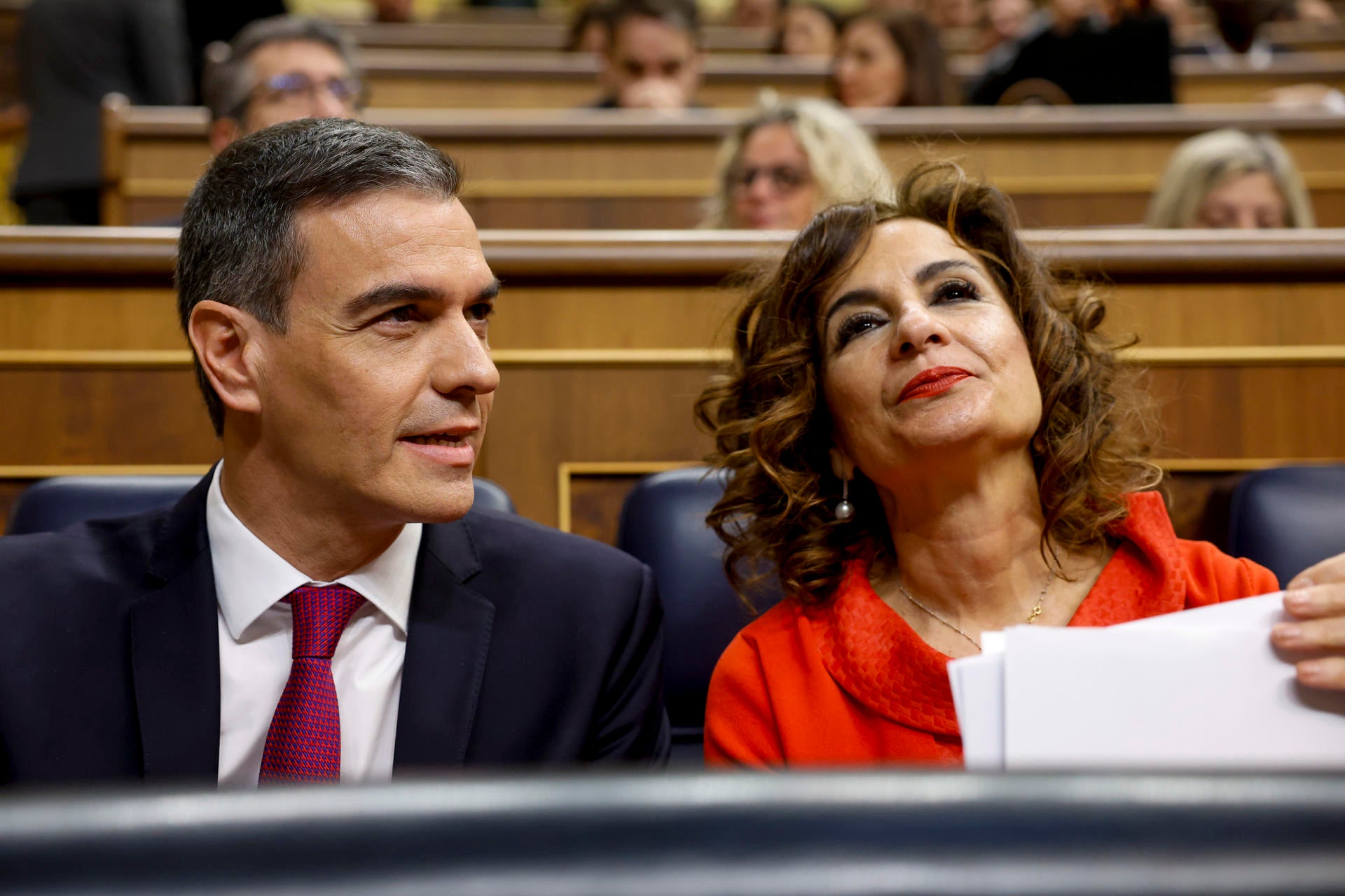 El Gobierno dice que sus acuerdos con Bildu "mejoran la vida de la gente" y recuerda al PP que ellos solo tienen a Vox El Gobierno dice que sus acuerdos con Bildu "mejoran la vida de la gente" y recuerda al PP que ellos solo tienen a Vox