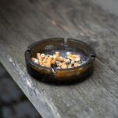 Reino Unido prohíbe vender tabaco de por vida a los nacidos desde 2009 y España estudia replicar la medida