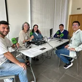 Jorge Marín, Concha Montes, Ana Umbría, Juan Luis Villalón y Javier Martos en Casares Jorge Marín, Concha Montes, Ana Umbría, Juan Luis Villalón y Javier Martos en Casares
