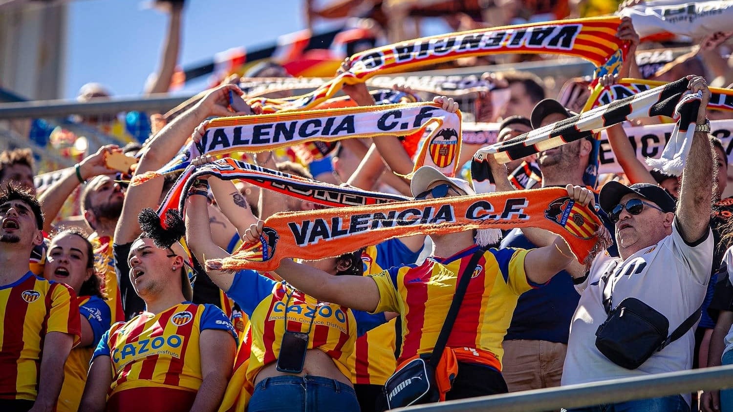 Los valencianistas vuelven a agotar la entradas para la visita al Barça Los valencianistas vuelven a agotar la entradas para la visita al Barça
