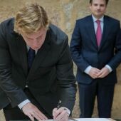 El alcalde Ignacio Gragera firma el convenio de colaboración con la Junta de Extremadura para reabrir la Aspex.