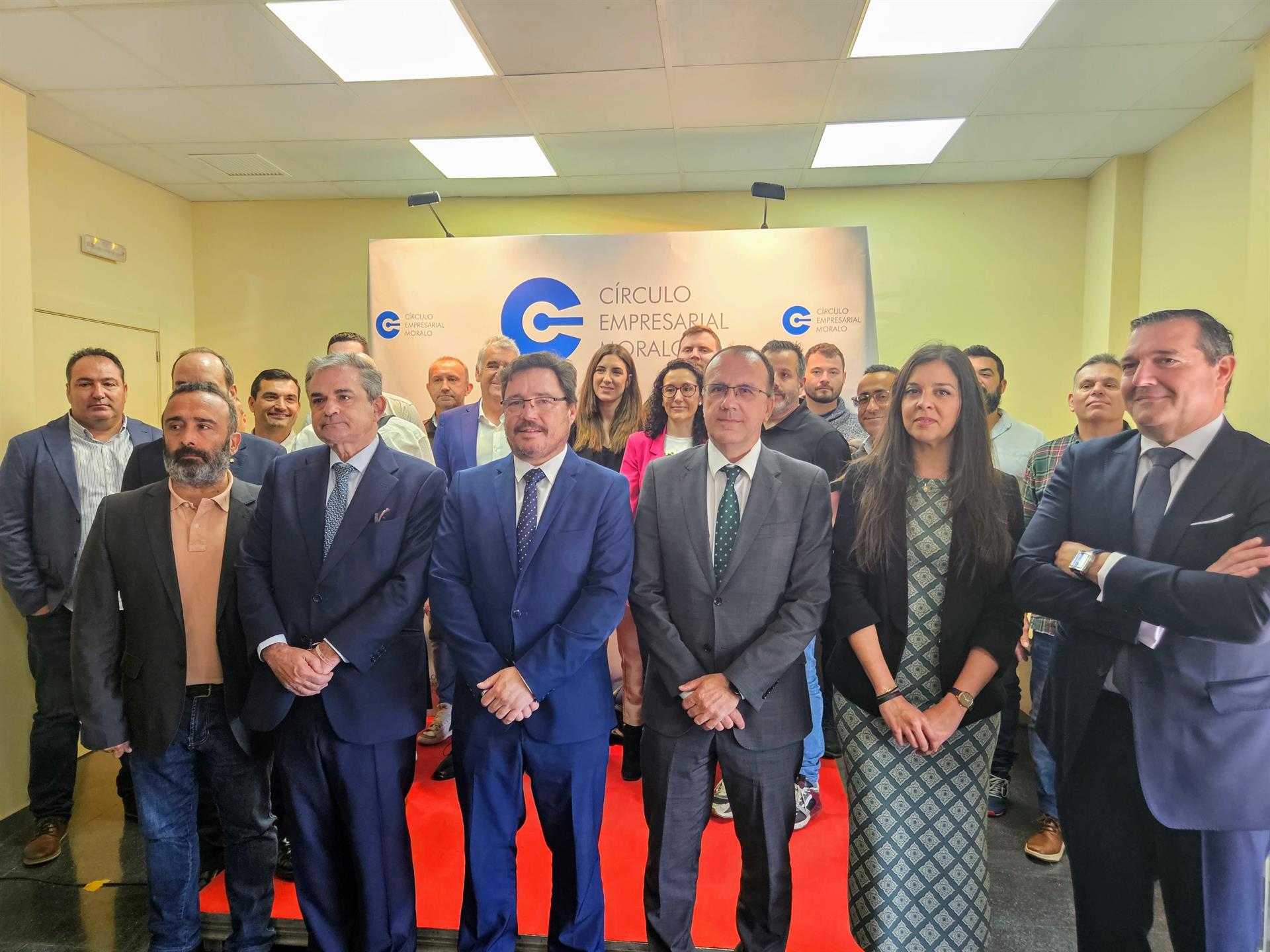 El 'Círculo Empresarial Moralo' congrega a empresarios de Campo Arañuelo, Los Ibores, La Vera y Navalmoral de la Mata El 'Círculo Empresarial Moralo' congrega a empresarios de Campo Arañuelo, Los Ibores, La Vera y Navalmoral de la Mata