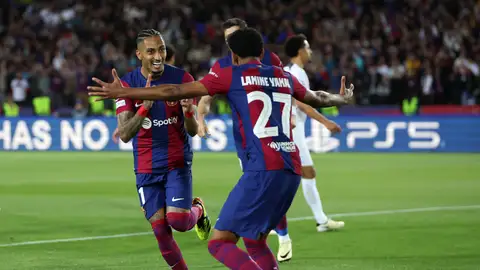 Raphinha celebra un gol ante el PSG Raphinha celebra un gol ante el PSG