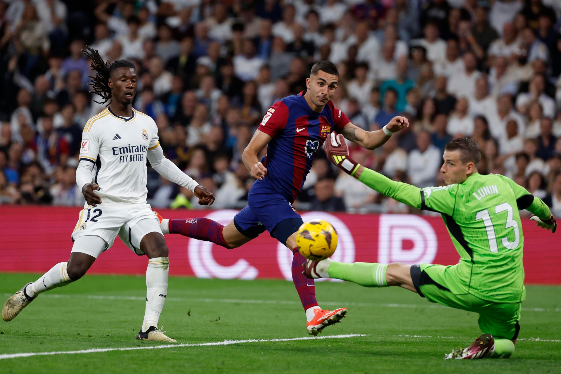 Los audios del 'no gol' del Barcelona en el Clásico: "No tenemos ninguna evidencia" Los audios del 'no gol' del Barcelona en el Clásico: "No tenemos ninguna evidencia"
