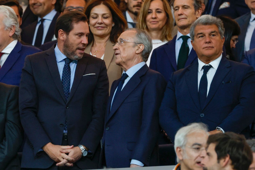 El Barça podría reclamar la repetición de El Clásico El Barça podría reclamar la repetición de El Clásico