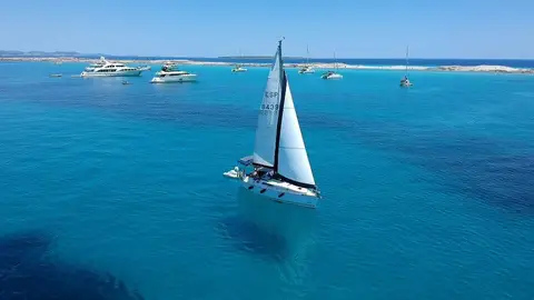 Carmen Hervás es la patrona del barco velero El Virazón Carmen Hervás es la patrona del barco velero El Virazón