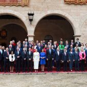 El Rey Felipe VI recibe a las autoridades en la Conferencia de Presidentes de Parlamentos de la UE en Palma