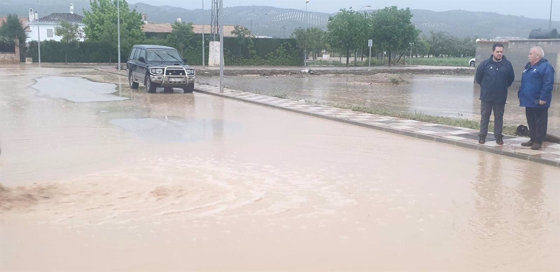 Antonio García (alcalde de Valderrubio): "Estamos en peligro y los vecinos viven asustados cada vez que llueve" Antonio García (alcalde de Valderrubio): "Estamos en peligro y los vecinos viven asustados cada vez que llueve"