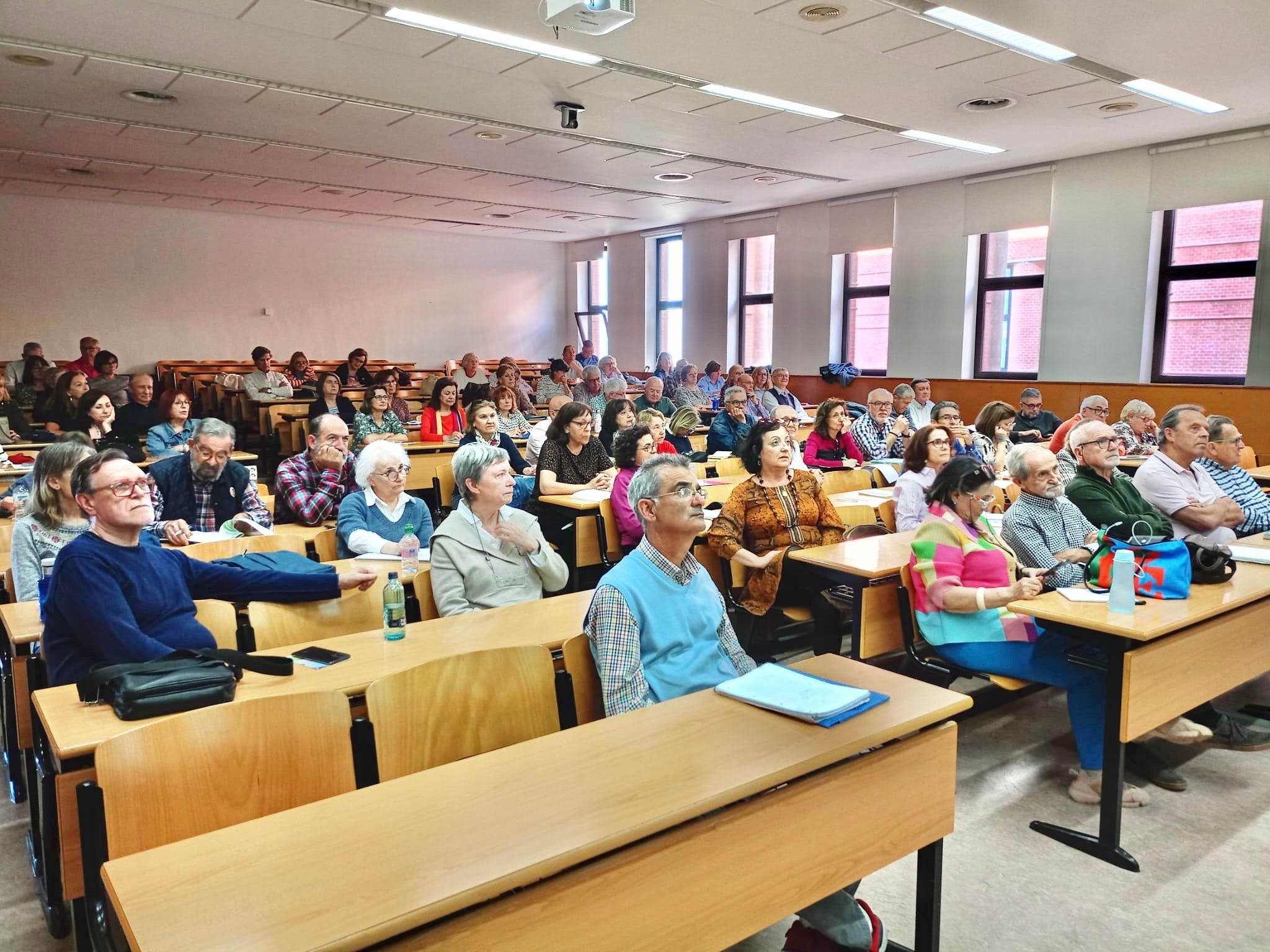 La Universidad para Mayores de la UJI abre puertas para dar a conocer su Graduado Universitario Sénior La Universidad para Mayores de la UJI abre puertas para dar a conocer su Graduado Universitario Sénior