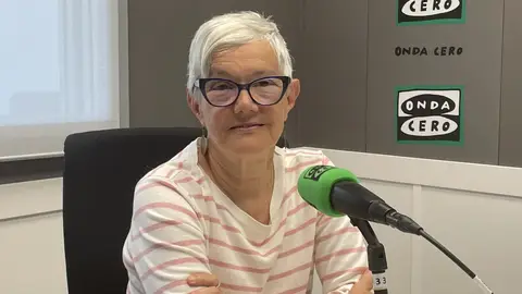 La escritora Gloria Almendáriz repasa la histroia de la Ferias del Libro. La escritora Gloria Almendáriz repasa la histroia de la Ferias del Libro.
