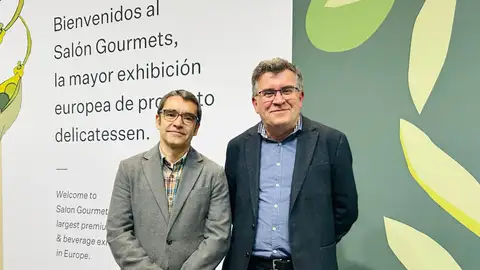 El Director General de Calidad Agroalimentaria y Producto Local, Joan Llabrés, acompaña al Conseller de Agricultura, Pesca y Medio Natural, Joan Simonet, en el Salón Gourmets de Madrid El Director General de Calidad Agroalimentaria y Producto Local, Joan Llabrés, acompaña al Conseller de Agricultura, Pesca y Medio Natural, Joan Simonet, en el Salón Gourmets de Madrid