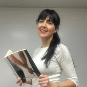 Susi Rosa Egea presenta su primera novela 'Eso que tú me das'. Susi Rosa Egea presenta su primera novela 'Eso que tú me das'.