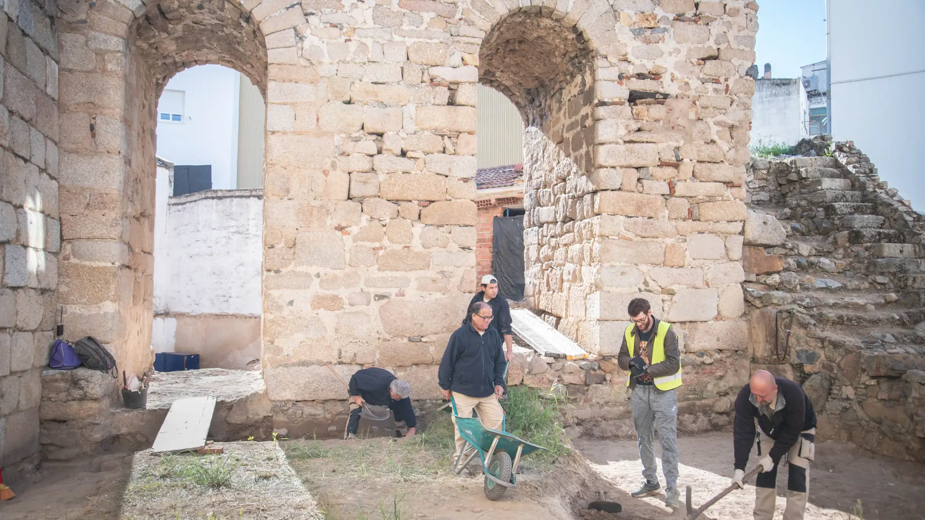 Excavaciones Torre Albarrana