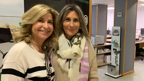 Puri Cánovas con Josefina Cutillas a la derecha Puri Cánovas con Josefina Cutillas a la derecha