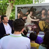 Bruno García en la exposición ‘El Prado en las calles’ en la Plaza de España de Cádiz Bruno García en la exposición ‘El Prado en las calles’ en la Plaza de España de Cádiz