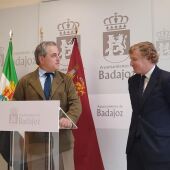 La Junta estudia la viabilidad de la obra para restaurar el Puente de Cantillana de Badajoz