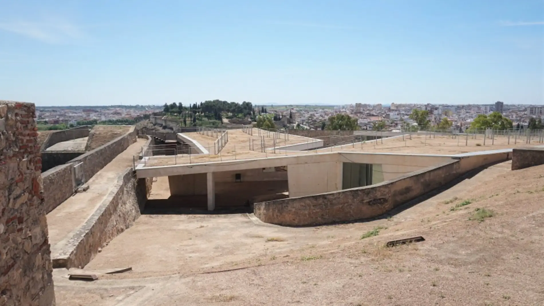 El Fuerte de San Cristóbal de Badajoz abre al público este jueves tras su adecuación para uso hostelero