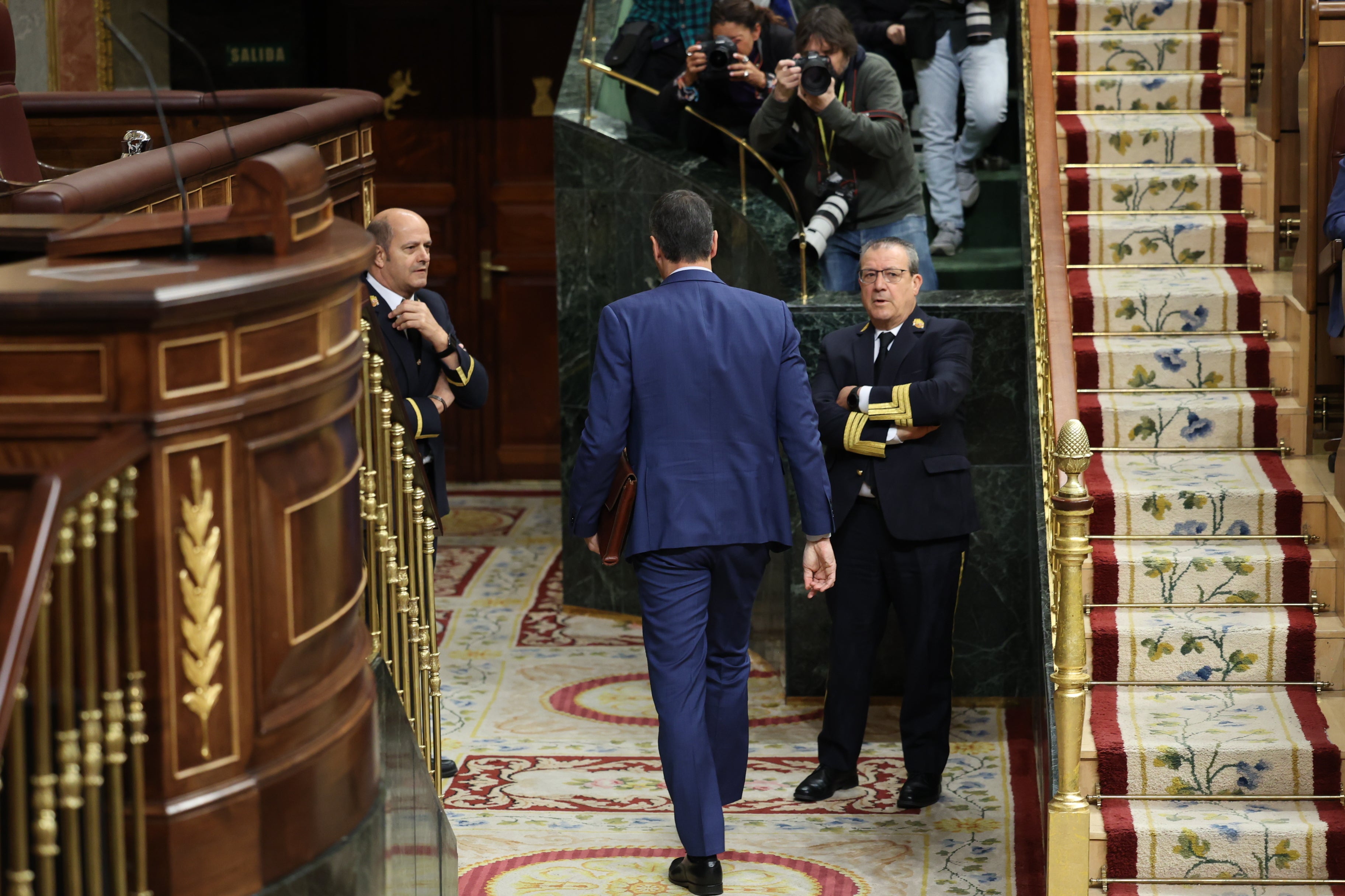 Tertulia: ¿A qué se debe la carta de Sánchez sobre su posible renuncia? Tertulia: ¿A qué se debe la carta de Sánchez sobre su posible renuncia?