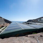 La nueva planta solar fotovoltaica del Ecoparque Norte de Salto del Negro en Gran Canaria es la más potente de las islas
