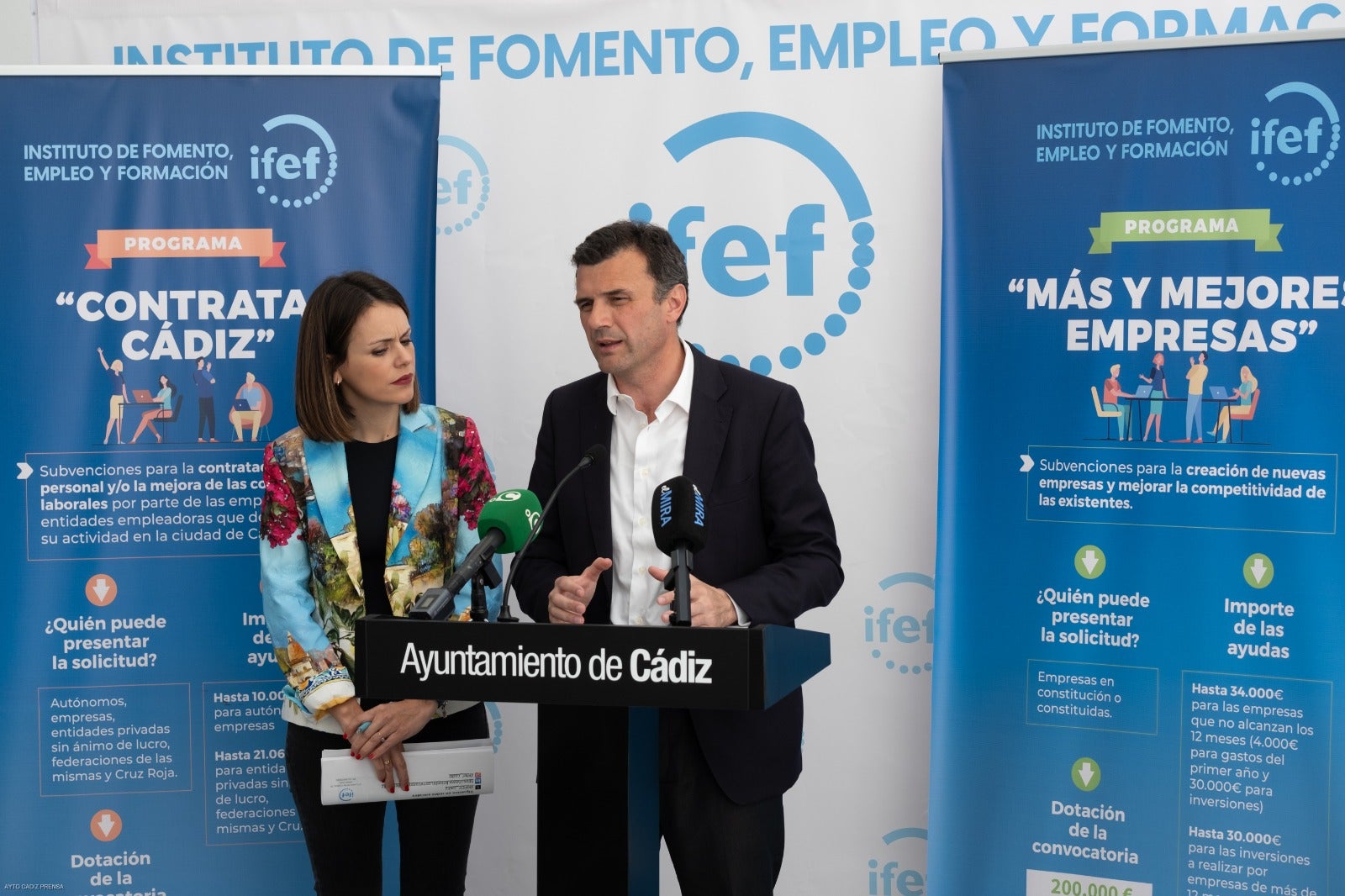 El Ayuntamiento de Cádiz aprueba ayudas para empresas y emprendedores por valor de 1,2 millones de euros El Ayuntamiento de Cádiz aprueba ayudas para empresas y emprendedores por valor de 1,2 millones de euros