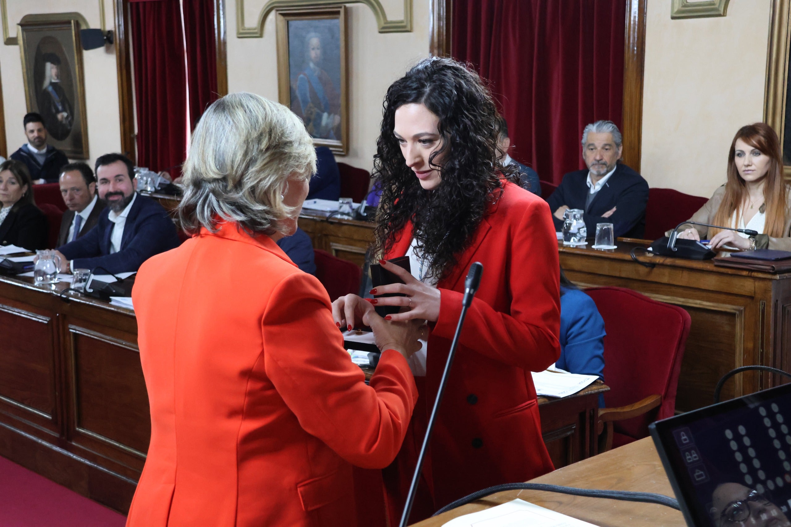 Toma posesión Ángeles Novo en sustitución de Lara Méndez en el Concello de Lugo Toma posesión Ángeles Novo en sustitución de Lara Méndez en el Concello de Lugo