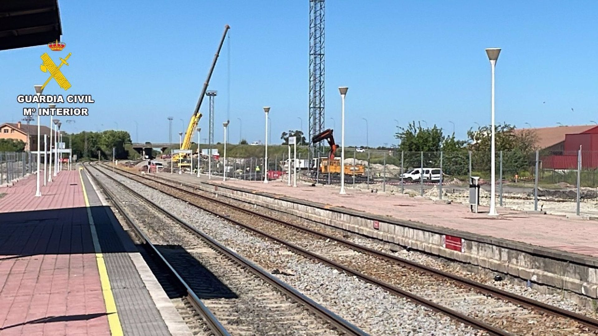 Dos investigados por robar una furgoneta y dos máquinas de las obras del AVE en Navalmoral de la Mata Dos investigados por robar una furgoneta y dos máquinas de las obras del AVE en Navalmoral de la Mata
