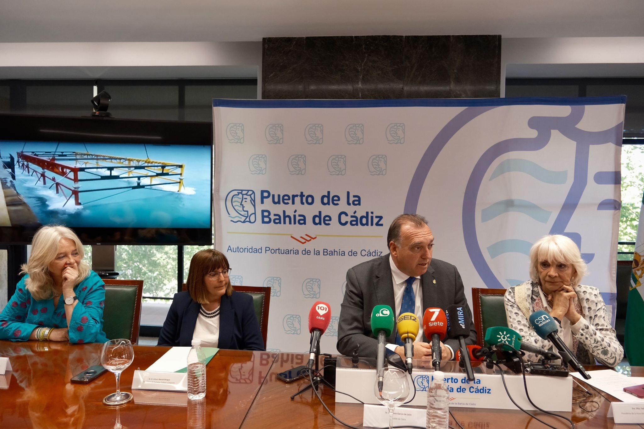 La aventura de recuperar el 'Delta I' de la Bahía de Cádiz: un navío del siglo XVII que emergerá del mar para ser estudiado La aventura de recuperar el 'Delta I' de la Bahía de Cádiz: un navío del siglo XVII que emergerá del mar para ser estudiado