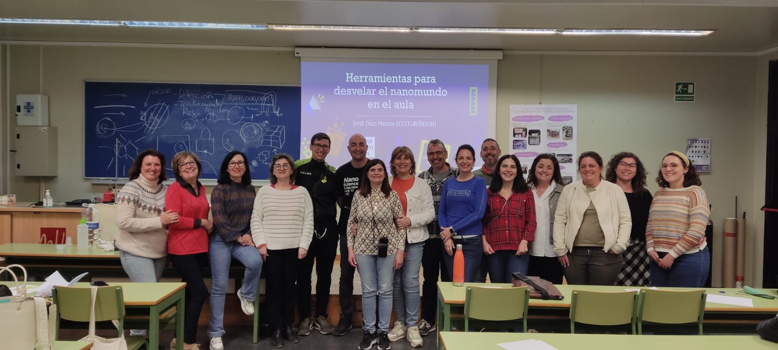 El investigador Jordi Díaz Marcos traslada su conocimiento sobre Nanociencia a profesores del MUDIC El investigador Jordi Díaz Marcos traslada su conocimiento sobre Nanociencia a profesores del MUDIC