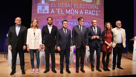 Primera jornada de la campaña electoral: debate, pactos, encuestas y la sombra de Sánchez