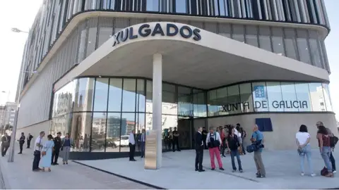 Juzgados de Pontevedra Puerta de acceso a los juzgados de Pontevedra