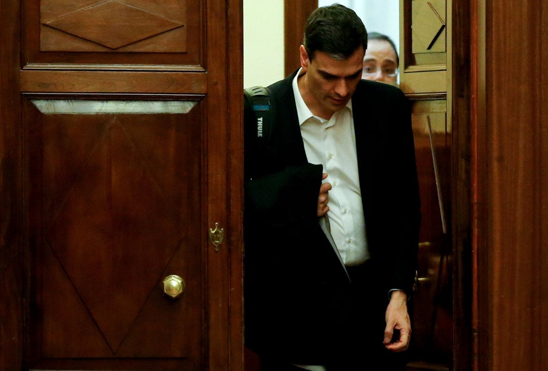 La tele con Monegal: Cómo trataron los informativos la noticia de la carta de Pedro Sánchez La tele con Monegal: Cómo trataron los informativos la noticia de la carta de Pedro Sánchez