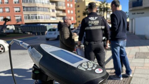 La Polic&iacute;a Local de Badajoz podr&aacute; sancionar por ruido bajo previa advertencia.