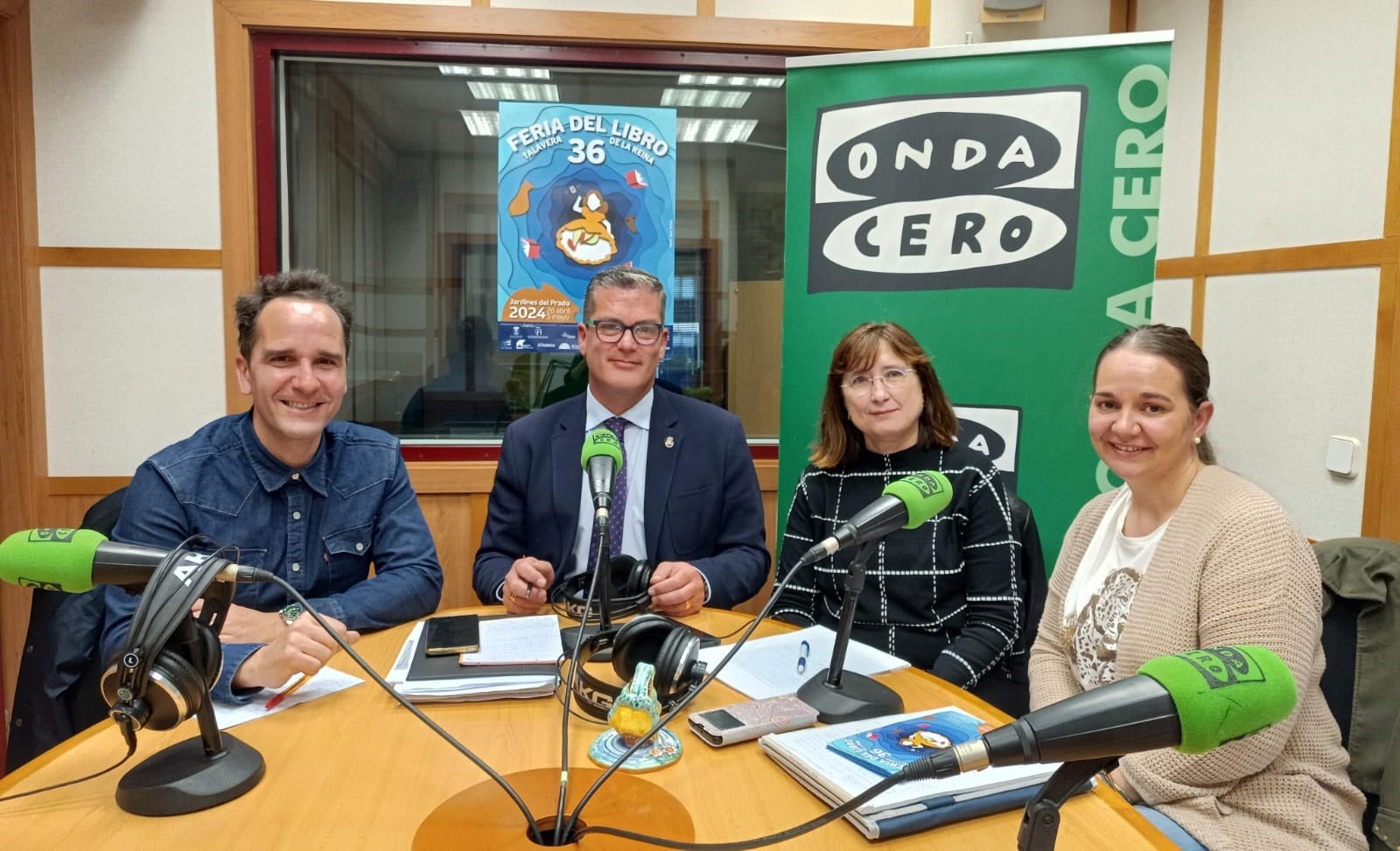 Más de Uno Talavera (26/04/2024)- Programa Especial 36 Feria del Libro de Talavera de la Reina Más de Uno Talavera (26/04/2024)- Programa Especial 36 Feria del Libro de Talavera de la Reina