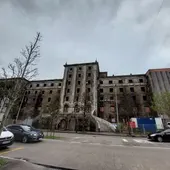 El Concello de Santiago aprueba la licencia para que el antiguo hospital de Galeras sea una residencia universitaria y hotel El Concello de Santiago aprueba la licencia para que el antiguo hospital de Galeras sea una residencia universitaria y hotel