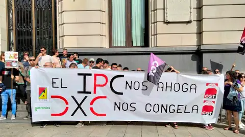 Imagen de archivo de una de las protestas de los empleados de Accenture y DxC en Zaragoza Imagen de archivo de una de las protestas de los empleados de Accenture y DxC en Zaragoza