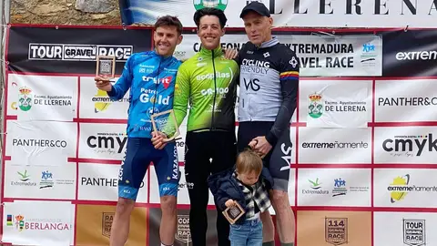 Manu Cordero se proclama campeón absoluto de Extremadura de gravel ante los suyos en Llerena Manu Cordero se proclama campeón absoluto de Extremadura de gravel ante los suyos en Llerena