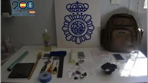 Objetos incautados por la Policía Nacional Objetos incautados por la Policía Nacional