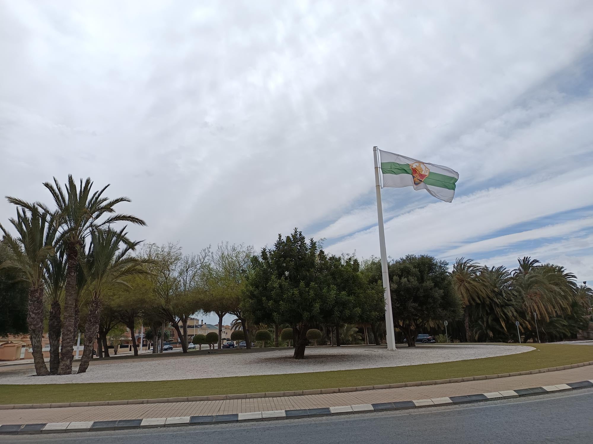 La lluvia intermitente y débil caracteriza el último lunes de abril en Elche, Crevillent y Santa Pola La lluvia intermitente y débil caracteriza el último lunes de abril en Elche, Crevillent y Santa Pola