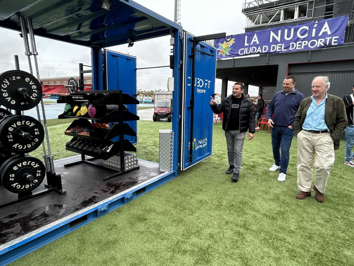 La Nucía inaugura el Cubofit, un nuevo gimnasio sostenible al aire libre La Nucía inaugura el Cubofit, un nuevo gimnasio sostenible al aire libre
