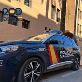 La Policía Nacional aprovecha el descuido de un ladrón para detener al autor del robo en una joyería La Policía Nacional aprovecha el descuido de un ladrón para detener al autor del robo en una joyería